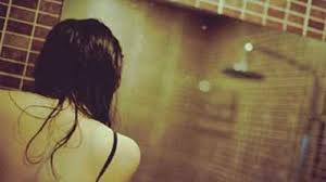 Nước mắt mặn chát của những thiếu nữ bị hại đời vì “người tình trên mạng” - 1