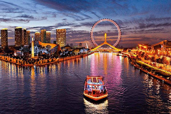 Thành phố ven biển lớn nhất TQ nổi tiếng vì kiến trúc hoa mỹ - 2