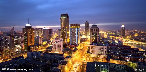 Thành phố ven biển lớn nhất TQ nổi tiếng vì kiến trúc hoa mỹ - 4