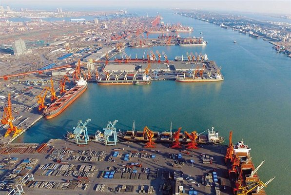 Thành phố ven biển lớn nhất TQ nổi tiếng vì kiến trúc hoa mỹ - 6