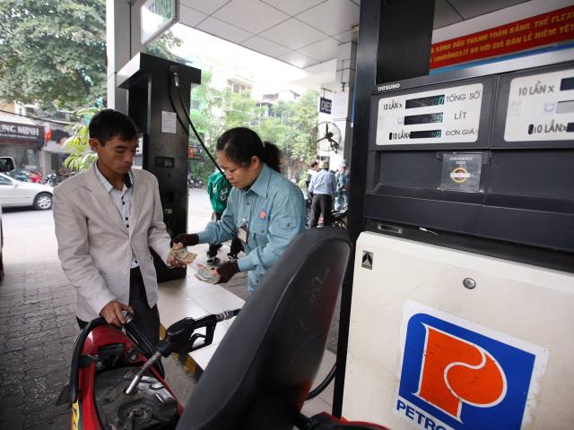 Tin tức trong ngày - Đầu năm Mật Tuất, giá xăng dầu có biến động bất ngờ