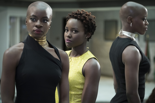 Thu gần nửa tỷ USD sau 5 ngày, "Black Panther" đang làm nên lịch sử? - 2