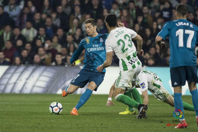 Leganes - Real Madrid: Vua Ronaldo bùng nổ, &#34;ngắm bắn&#34; tý hon - 2