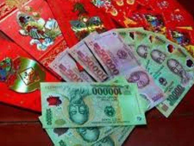 Bạn trẻ - Cuộc sống - Vợ chồng trẻ than trời vì "cháy túi" sau khi chi Tết hàng trăm triệu đồng