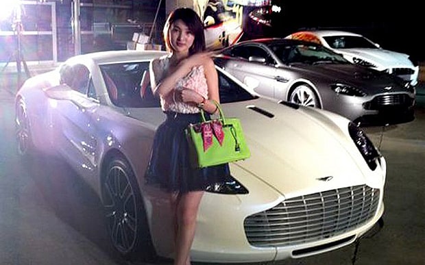 Đời sống sang chảnh cực độ của cô gái giả làm phú nhị đại - 2