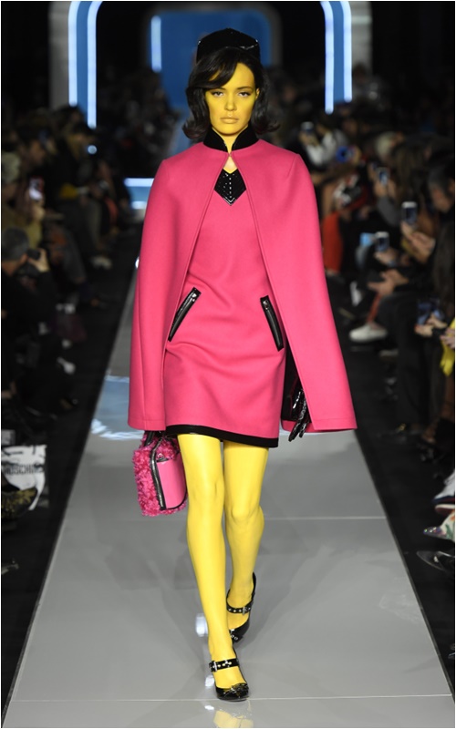&#34;Quái nhân da xanh&#34; khuấy đảo show Moschino - 13