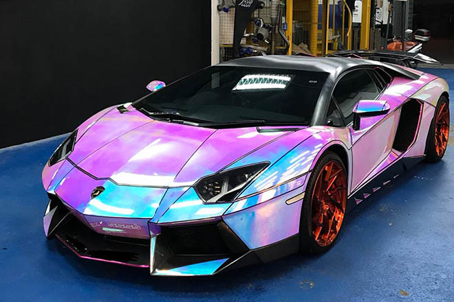 Lamborghini Aventador SV &#34;cực độc&#34; với phong cách Hologram - 5