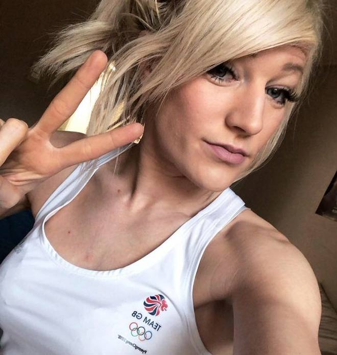 Nữ VĐV xinh đẹp nhưng "đen" nhất Olympic 2018: Hỏng đủ đường - 3