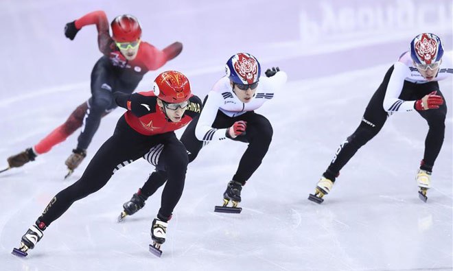 Sững sờ Olympic mùa đông: Siêu nhân Trung Quốc 60 phút phá 2 kỷ lục tốc độ - 1