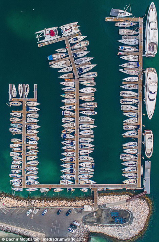 Khung cảnh bến du thuyền Dubai.