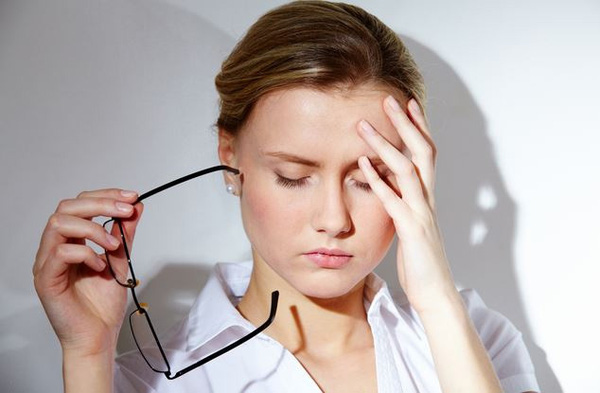 Những triệu chứng của việc mất cân bằng hooc môn phụ nữ nên biết - 2