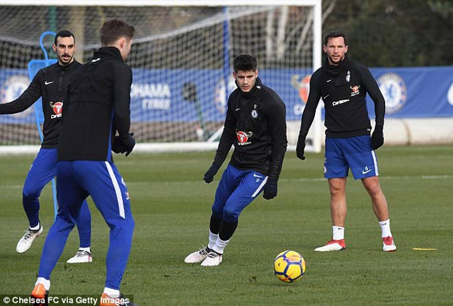 Đấu MU: Chelsea luyện “kéo xe”, Conte lộ bài với Mourinho - 8