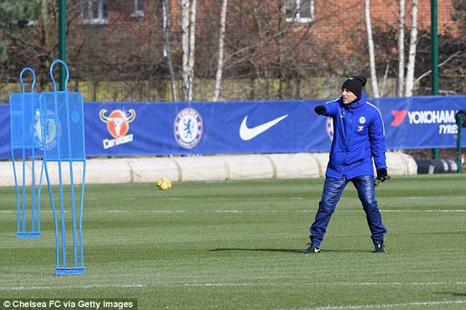 Đấu MU: Chelsea luyện “kéo xe”, Conte lộ bài với Mourinho - 9