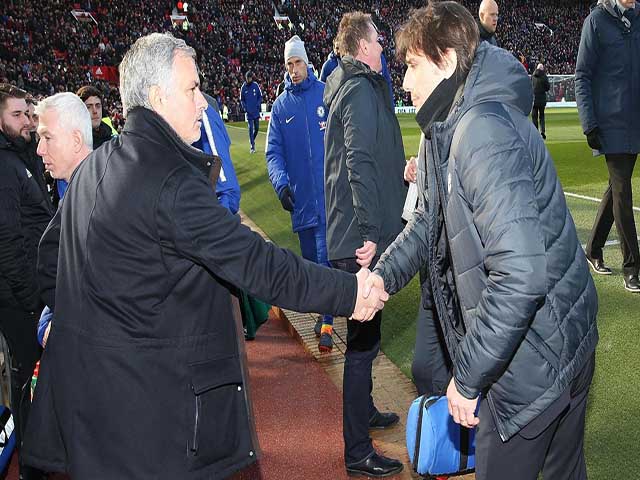 Đại chiến MU - Chelsea: Mourinho tươi ”hết cỡ”, tay bắt mặt mừng đón Conte