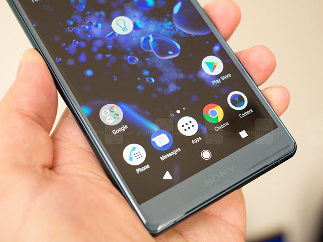 Dế sắp ra lò - Sony Xperia XZ2 trình làng: Chính thức nói lời tạm biệt thiết kế cổ hủ