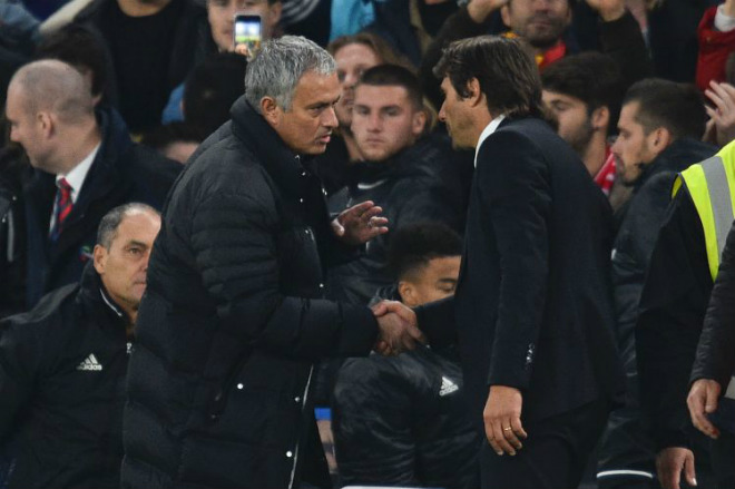 MU thắng ngược Chelsea: Mourinho “đổi bài sốc”, đẩy Conte sát bờ vực thẳm - 1