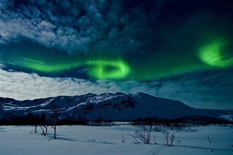 Tròn mắt với cảnh tượng tuyệt đẹp bên trong khách sạn UFO ở Bắc Cực - 8