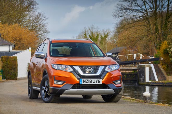 Nissan bổ sung thêm phiên bản Platinum cho X-Trail 2018 - 1