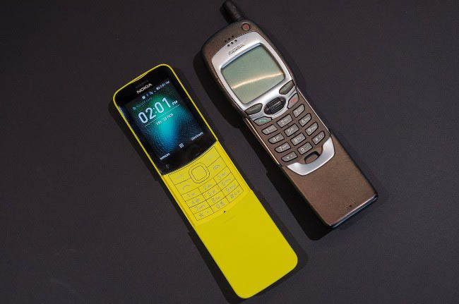 So với Nokia 8110 gốc ra mắt năm 1999, phiên bản năm nay có thiết kế hiện đại hơn rất nhiều.