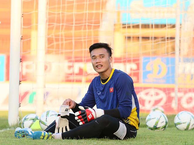Thủ môn Tiến Dũng U23 hay nhất Đông Nam Á: Sức mạnh triệu fan Việt - 1