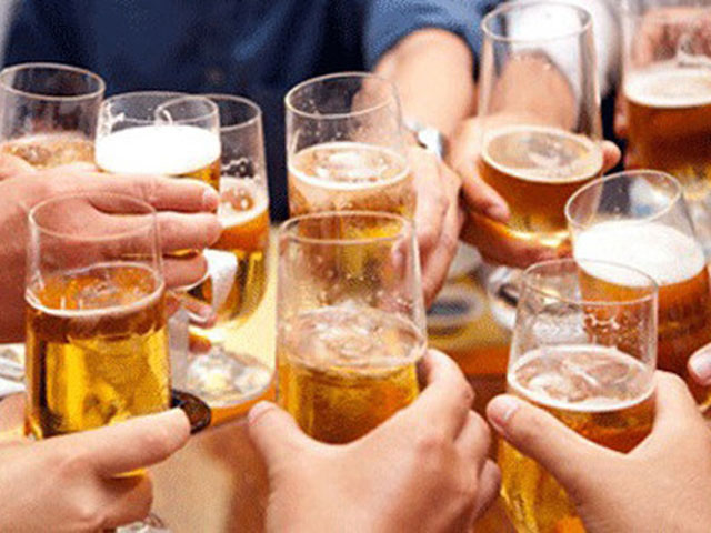 Sử dụng nhiều rượu bia khiến đại tràng bị “tàn phá” nghiêm trọng
