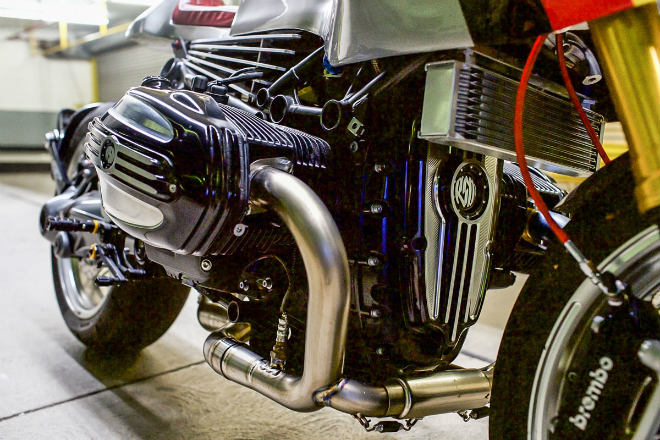 BMW R nineT bọc sợi thủy tinh, nhìn là mê ngay - 14