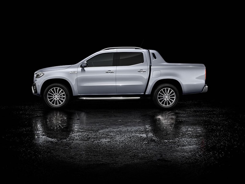 Mercedes-Benz giới thiệu phiên bản mạnh mẽ nhất của X-Class - 3