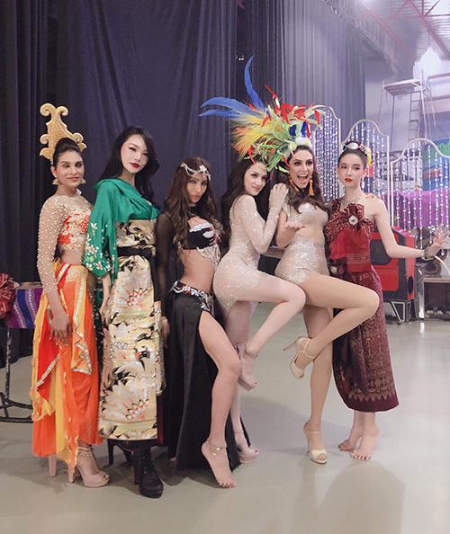 Hành động khôn ngoan của Hương Giang Idol tại Hoa hậu Chuyển giới Quốc tế - 2