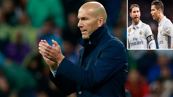 Real nổi sóng: Ronaldo & Ramos "dạy khôn" Zidane, xử "kẻ nổi loạn" - 1