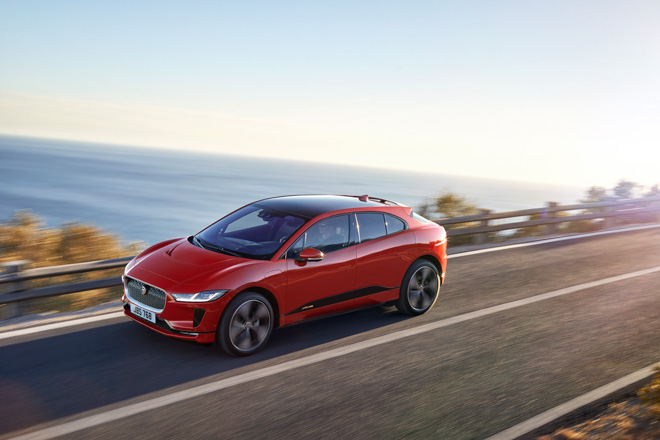 Jaguar I-Pace vs Tesla Model X - Ai hơn ai? - 2