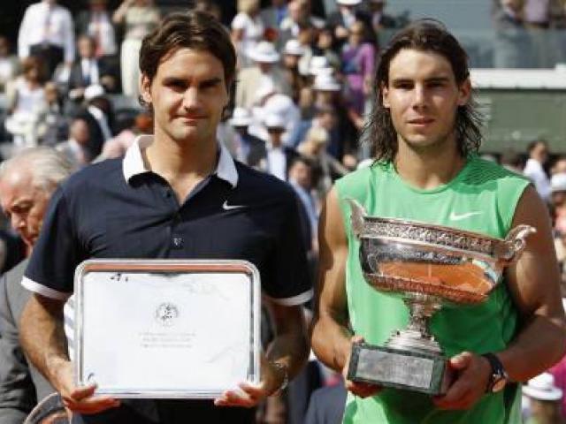 Nadal gặp hạn, trời giúp Federer có Roland Garros: Canh bạc mạo hiểm