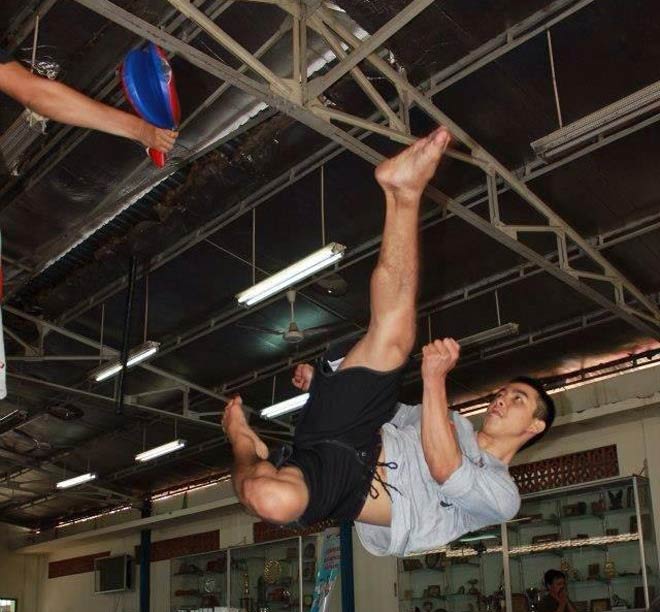 Võ sĩ Vovinam bắt cướp: 3 chiêu chớp nhoáng, choáng váng 2 kẻ tội phạm - 2