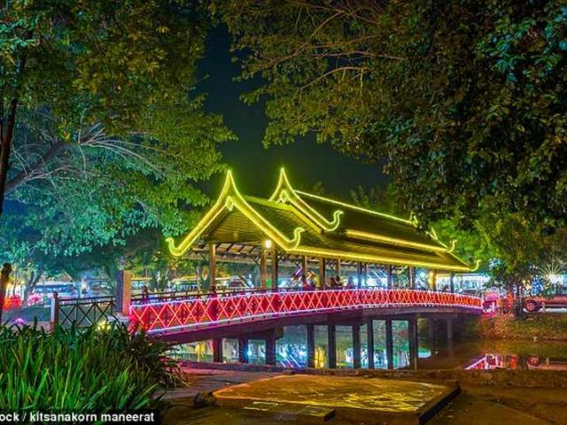 Thế giới - Hai doanh nhân Anh U70 xâm hại hàng loạt bé trai Campuchia