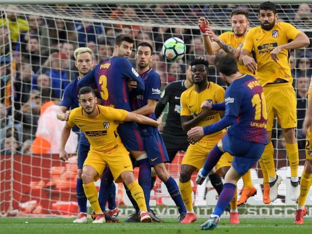Góc chiến thuật Barca – Atletico: Messi tìm đường sống từ bóng chết