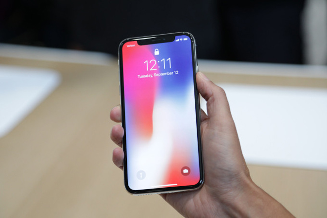 Apple đang cắt giảm sản lượng iPhone X - 1