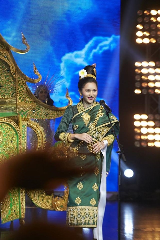 Trang phục truyền thống cực “độc” tại Hoa hậu chuyển giới 2018 - 1