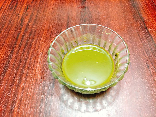 Flan trà xanh thơm mát là món quà chiều tuyệt vời cho ngày hôm nay đấy - 3
