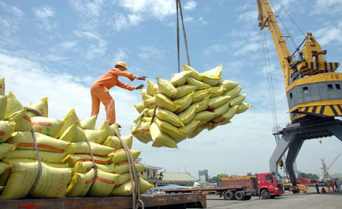 Giá gạo Việt đang cao hơn gạo Thái, XK nông sản thu về 6,1 tỷ USD - 1