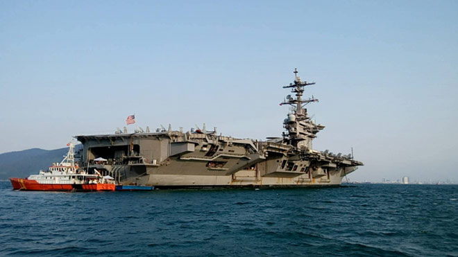 Ngắm &#34;đàn chim sắt&#34; trên siêu hàng không mẫu hạm USS Carl Vinson - 2