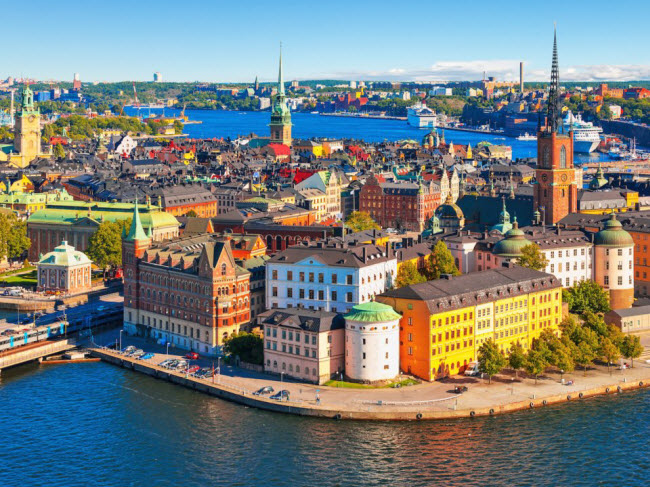 Stockholm, Thụy Điển: Chi phí&nbsp;du lịch tại thành phố Stockholm vào tháng 1 rẻ hơn 26% so với tháng 6. Nhưng chi phí có các nhu cầu sinh hoạt cơ bản ở đây tốn ít nhất 167 USD/ngày.