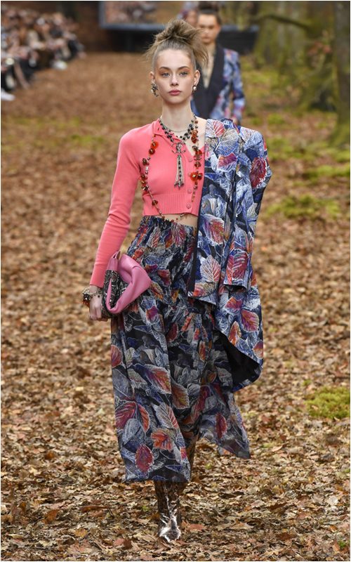 Tóc búi thanh cao trong khu vườn cổ tích: Chanel làm cả Paris "rạo rực" - 14