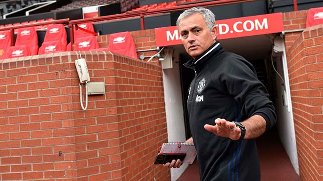 PSG thua thảm, vỡ mộng C1: Định ngày trảm tướng, thảm đỏ rước Mourinho - 2