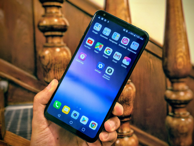 Thời trang Hi-tech - Smartphone nào ấn tượng nhất tại Triển lãm di động?