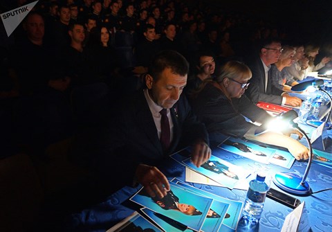 Ngắm nhan sắc tuyệt đẹp của các nữ quân nhân Nga - 6