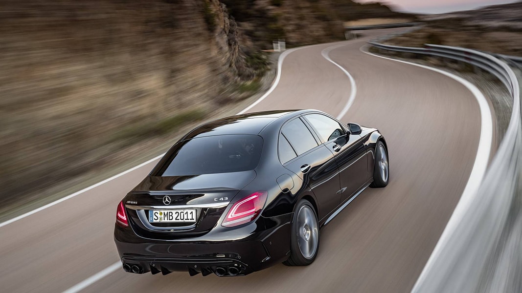 Ngắm nhìn Mercedes-Benz C43 AMG 201 trình làng trước ngày ra mắt - 5