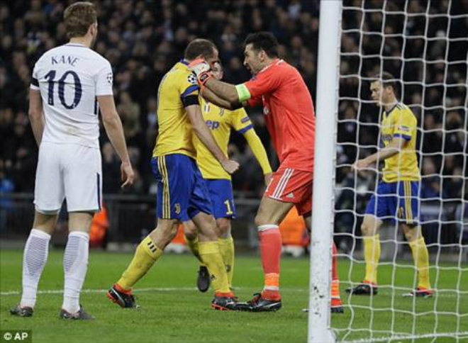 Tottenham thua đau Juventus: Real “đánh úp”, dễ mất luôn Harry Kane - 1