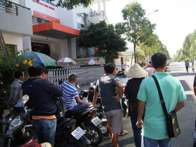 Pháp luật - Nam bảo vệ chết trong công ty với nhiều vết đâm