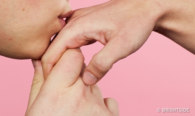 Giải mã tình cảm của đối phương qua cách hôn - 2