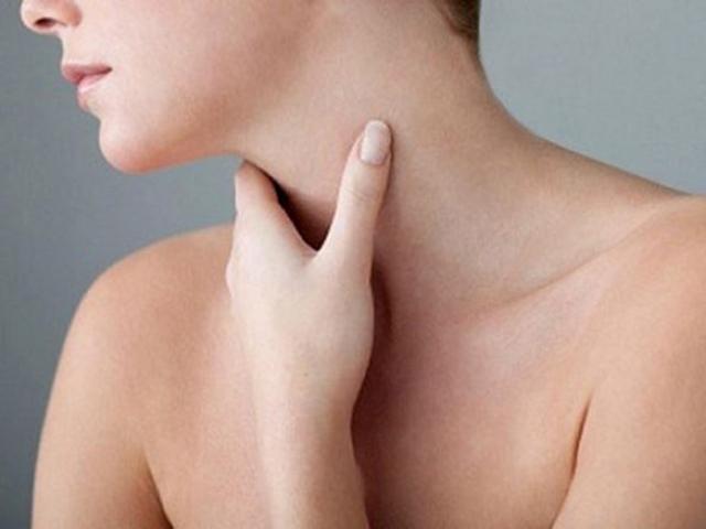 Sức khỏe đời sống - 5 dấu hiệu ung thư thanh quản bạn ít ngờ nhất