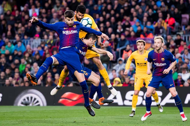 Barca phòng ngự siêu phàm, chạm tay vào kỷ lục huyền thoại La Liga - 1